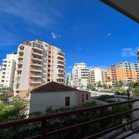 Amal Vlora Apartament Rum bild